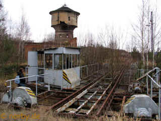 turntable-04-02-07-205-xl.jpg (152840 Byte)