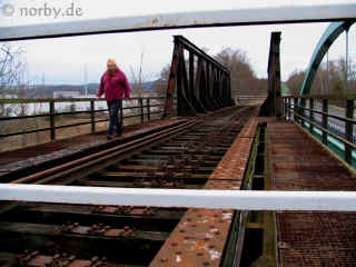 werrabruecke-03-01-07-121-xl.jpg (121774 Byte)