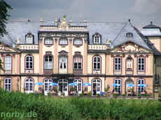 ausblick-schloss-molsdorf-02-06-07-70-xl.jpg (164429 Byte)