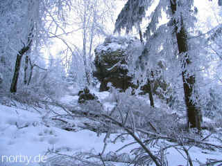 aussichtspunkt_questenstein_29-11-07_7699-xl.jpg (201795 Byte)