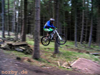 datenberg_16-04-08_1987-l.jpg (75450 Byte)