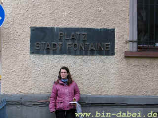 platz-stadt-fontaine_18-02-08_250-xl.jpg (167262 Byte)