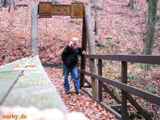 Hochwaldgrotte 08-11-08 3555-l.jpg (83066 Byte)