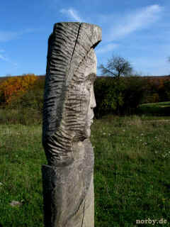 wildkatzenpfad-kunstwerke 18-10-08 3238-l.jpg (91600 Byte)