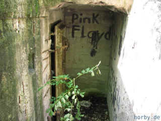 bunker_07-09-08_2233.jpg (52805 Byte)