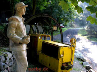 lore_trusetal_15_28-09-08_2753-l.jpg (125658 Byte)