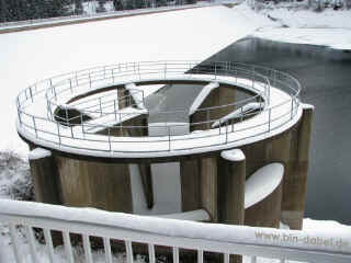 Das Loch des GRAUens 13-02-09 5039-l.jpg (71275 Byte)