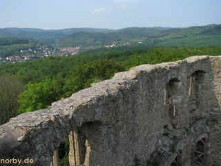 Burgruine Bad Liebenstein 01-05-09 8622-l.jpg (78865 Byte)