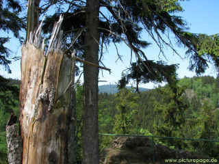 Simmetsbergstein 10-05-09 9045-l.jpg (136147 Byte)