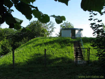 Waltershauser Brunnen Ziegenberg 12-Juni-2011 1902.jpg (98854 Byte)