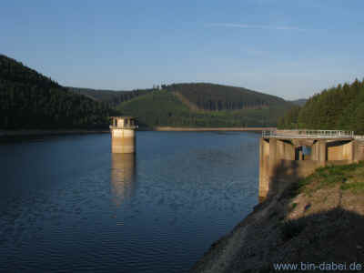 Wasserversorgungssystem 05-Juni-2011 1598.jpg (91167 Byte)