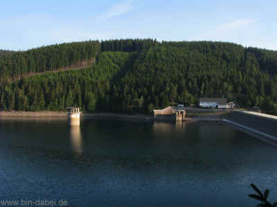 Wasserversorgungssystem 05-Juni-2011 1607.jpg (95804 Byte)