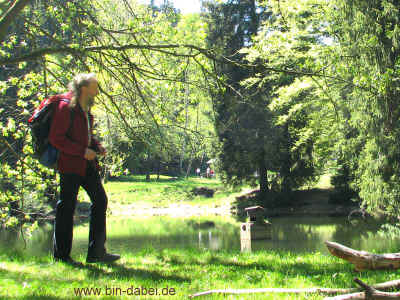 Mittelwasser Grund - 4v7 08-Mai-2011 0945.jpg (99378 Byte)