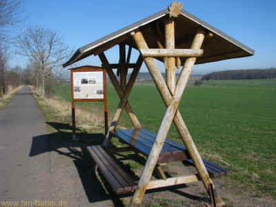 Rast am Radweg Bahndamm 25-03-2012 084.jpg (97466 Byte)