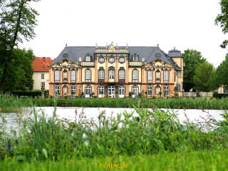schloss-molsdorf20-5-06-3-8-xl.jpg (144271 Byte)