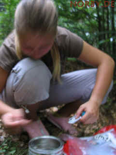 Katrin am Cache (65206 Byte)